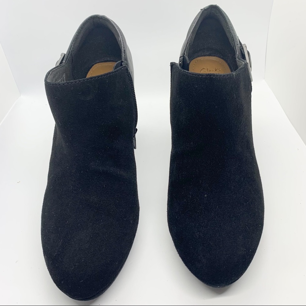 Clarks cushion soft booties